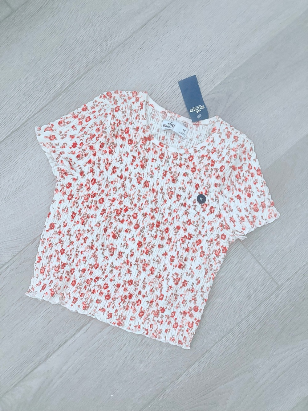 Hollister Summer White Floral Smocked Short Crop Top - Pink Floral